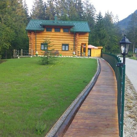 Ferienwohnungen Blockhaus - Zwergenhaeusl Grünau im Almtal Екстериор снимка