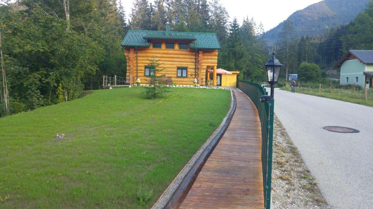 Ferienwohnungen Blockhaus - Zwergenhaeusl Grünau im Almtal Екстериор снимка