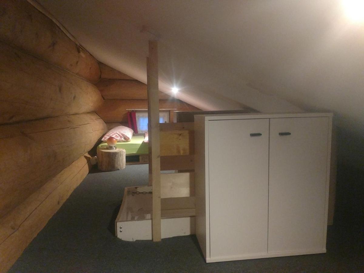 Ferienwohnungen Blockhaus - Zwergenhaeusl Grünau im Almtal Екстериор снимка
